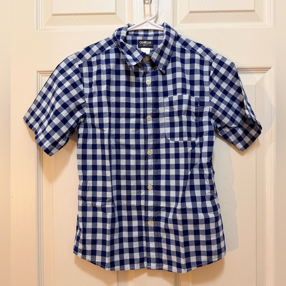 Oshkosh Shirt Boys Size 8. NWOT.